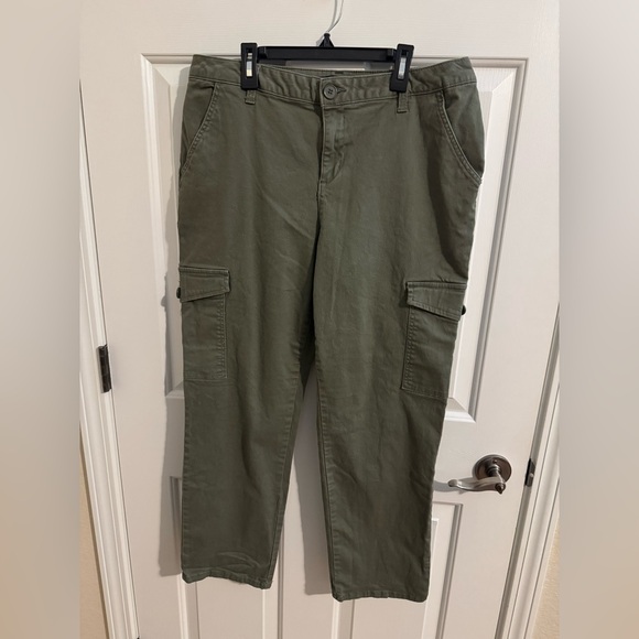 1822 Denim Straight Leg Cargo Pants Military Green Kasey 14 - Picture 2 of 11